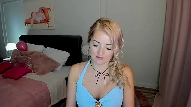 SatineDesire - For a bright smile and new earrings)