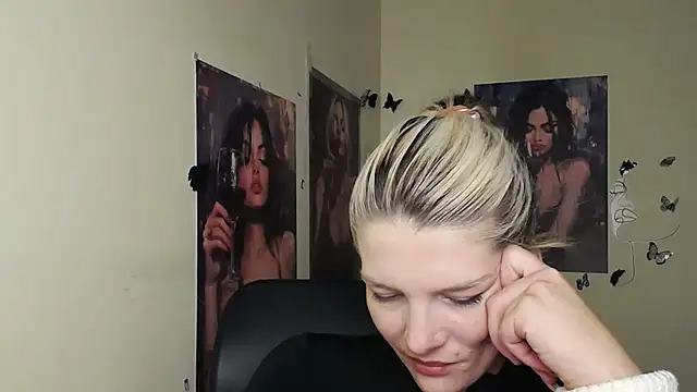 VanessaRey_