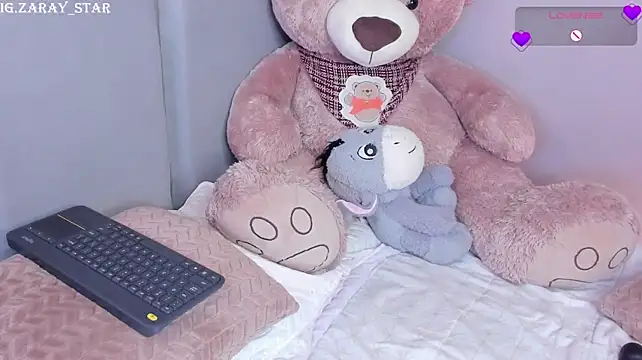 Zaray_star - play pussy