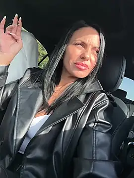 KimKelly13 - Walking with your tits out throw on your