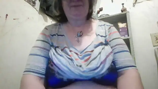 Becky1111 - tits and tokens goals 1, 950