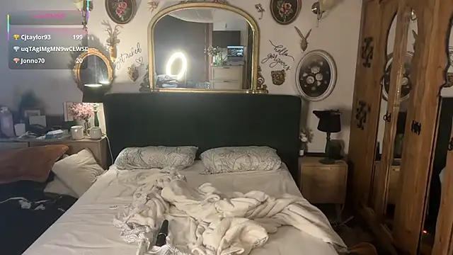 MrsMelia - pjs off!!