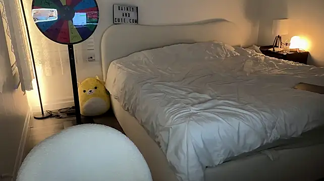Emmyfawn - sexy dancing