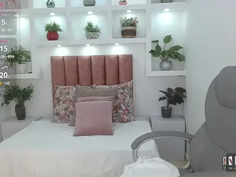 Manuela_giraldo_ - HARD RIDE DILDO