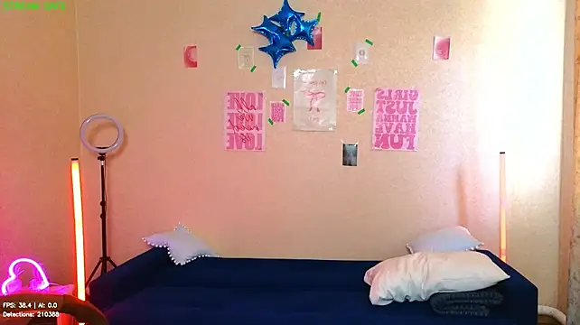 Mirabelle_Velvet