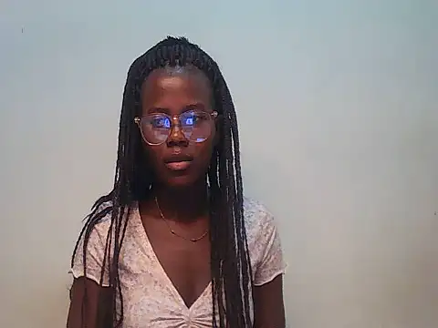 Sexxy_ebony2y - AM ALL YOURS BABY HANLE ME WITH CARE
