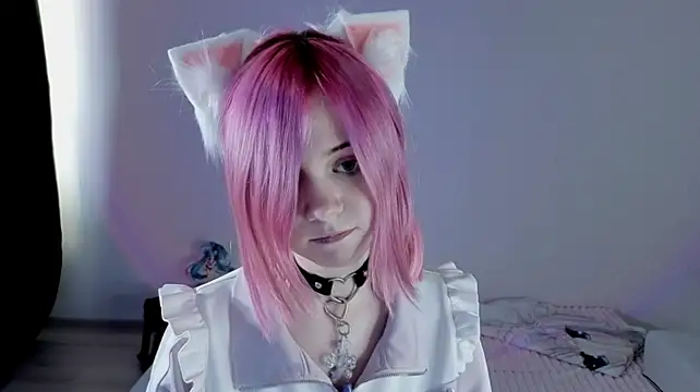 Hikkacat - (=^ω^=) POWER MEOW MEOW KITTY