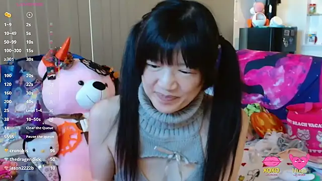 SilViAjpn - Flash tits