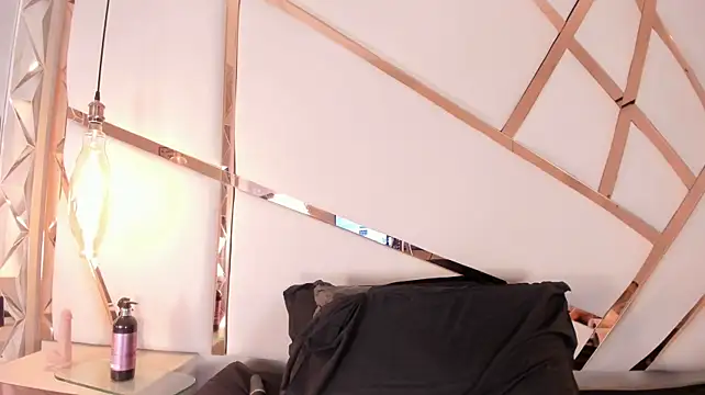 Emilia_Carrintong - FOX TAIL (ANAL PLUG)