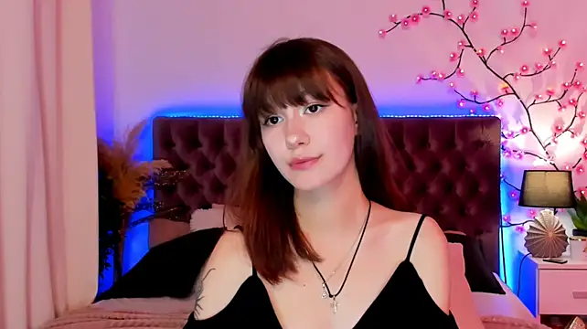 MilanaHotts - Make me wet))