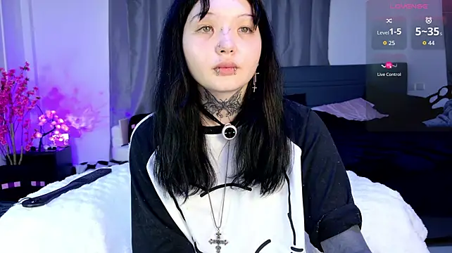 Lein_Bone - fingering ass