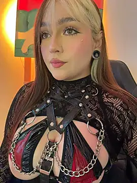 Daniela_ruizz - Milk in Titts +ahegado