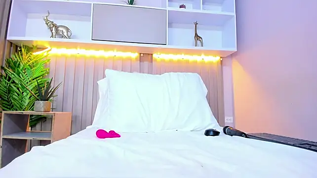 AngelaG1 - 💦🔥rub your finger on my butt💦🔥