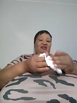 Nancy111 - Make Me cum and squit in my toy