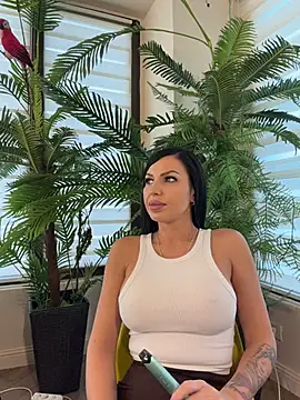 ReynaMorel - Full body tease 🔥