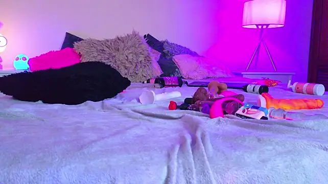 Nahiara_santana - Dance sexy + mastrurbation fingers