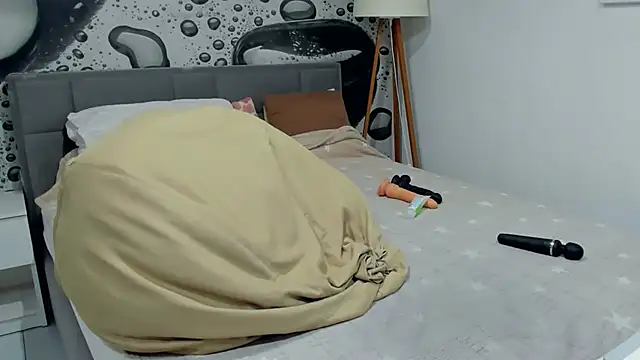 AlmaFancy - Cum Show <3 make me cum multiple times<3