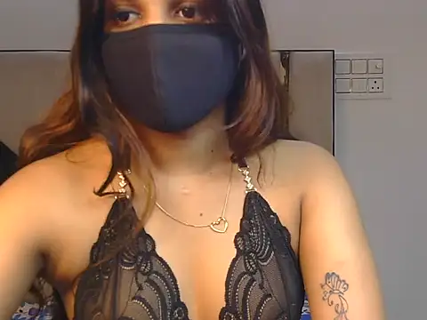 Hii-tanisa - Ass chocolate massage