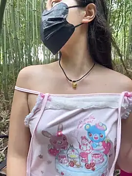Xiaxia868 - 比奶心