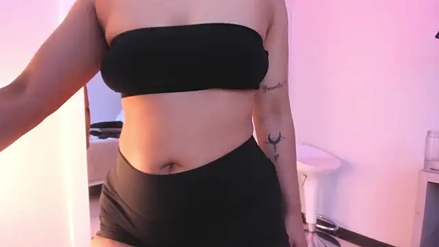 Naomi___x - SHOW MY LITTLE PUSSY 🐱