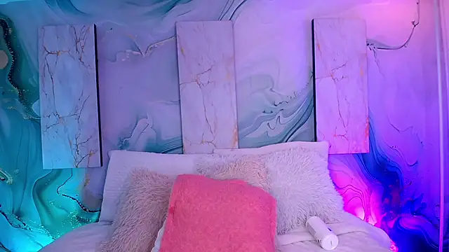 MylaDreams - Show Boobs