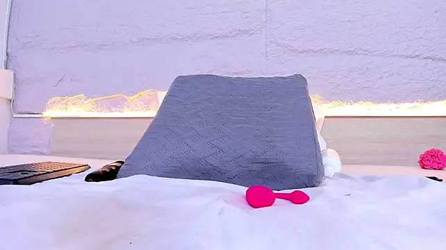 Pinktaylor_ - 🔥😈remote top🔥😈