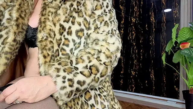 MissEscarleth - Fingering