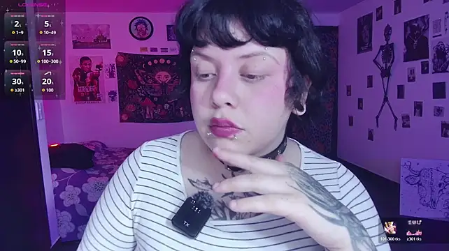 Sabrina_scarlett - squirt and drink hehe