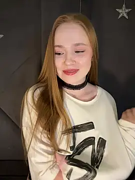 CarolineQuinn - 🍑doggy and spank me🍑