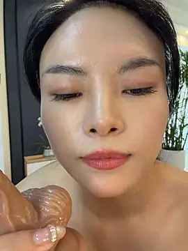Ricegrains6666 - 助力米粒开票。全裸+小穴特写