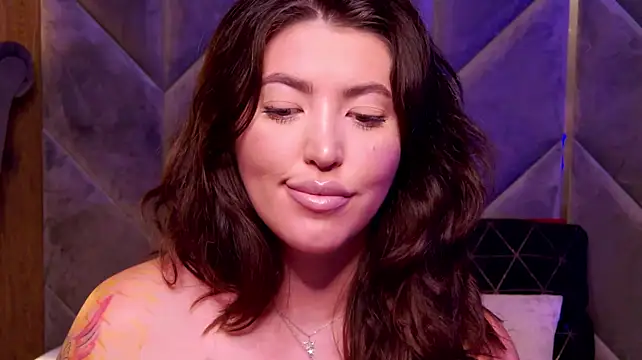 CleoLangley - Spit tease on my naked boobs 💎