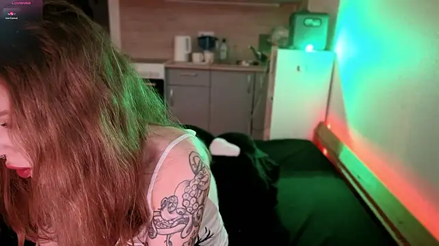 RebelSinDoll - Take off top and dance for you