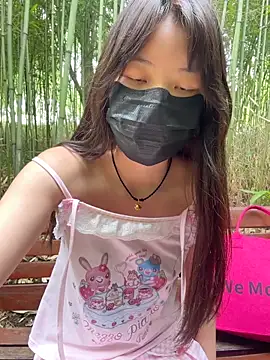 Xiaxia868 - 比奶心