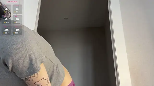 SibleyBurner - Let one shoulder peek out