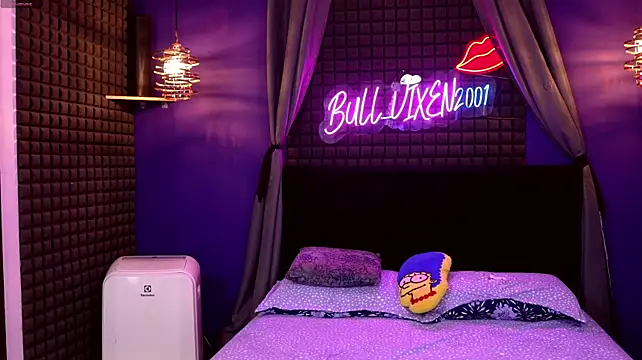Bull_vixen2001 - show facial o creampie