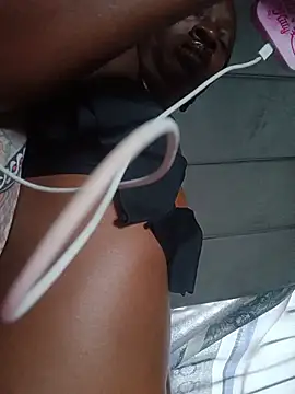 Bhadgirlann - Masturbating squirting