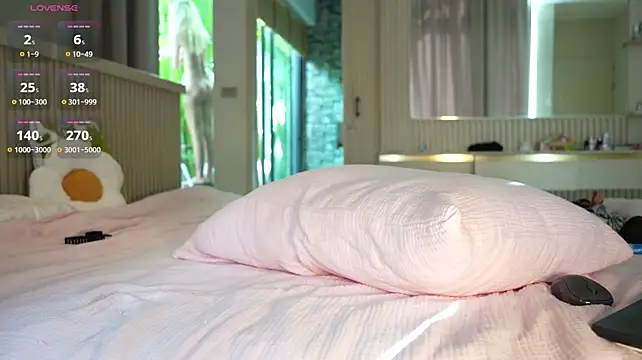 YourNaughtyMiss - Make me cum !
