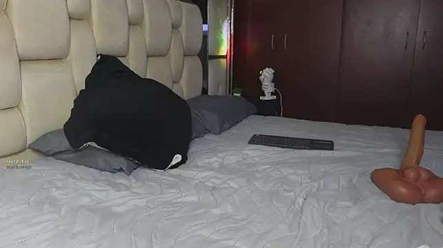 Catalina-sexy - Naked + twerk.