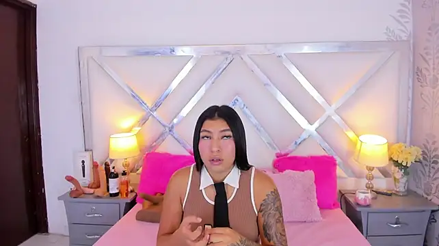 Khloeblake - SLOW TEASING KISSES 💋