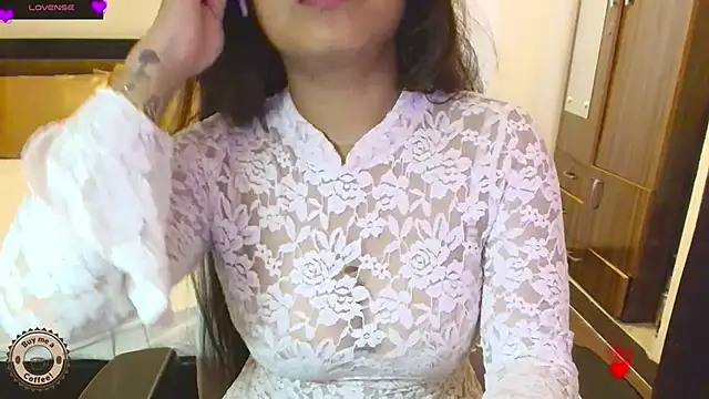 Yara-143 - Naked dildo fuck 🥵🥵