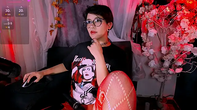 Kitty_roxy - 🔥 suffocate under my ass 5 minutes 🍑