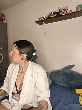 Val_Lau - Play tits
