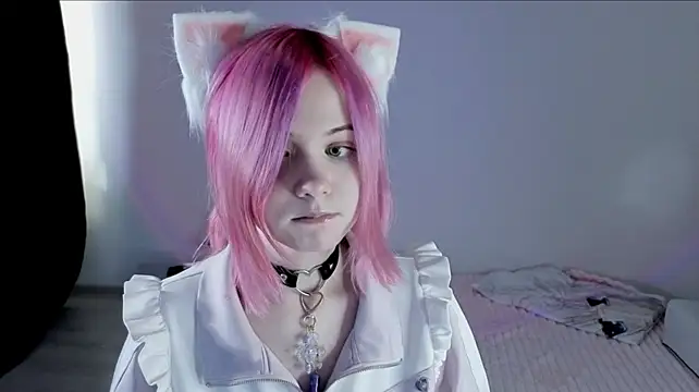 Hikkacat