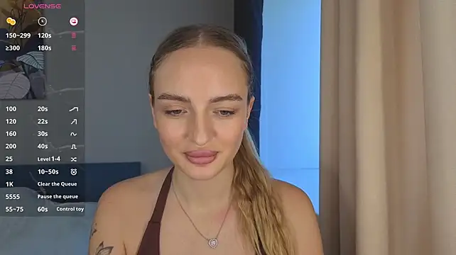 A_delina - oil ass🍑