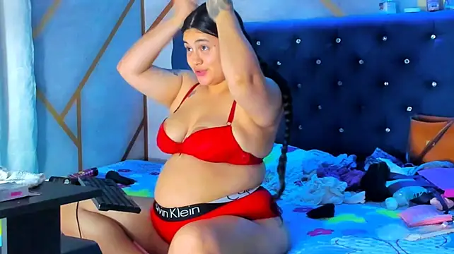 Candy_lucia18 - touch my pussy and I slide your 🍆