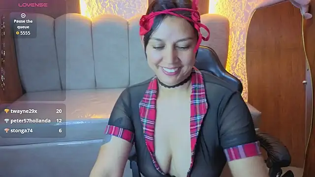 Afrodita_b_ - control toy 4min + fuck my dildo