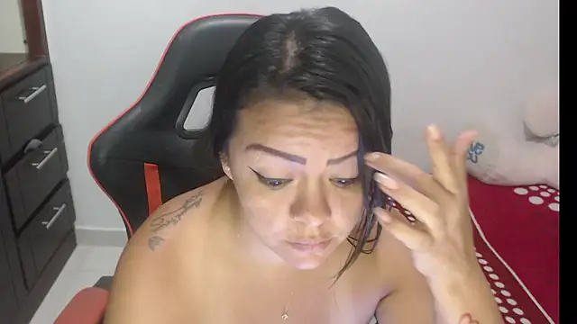 Emily_sexxx - make me wet?? play with me!!!