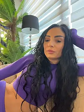FeetVibe - Both soles up for inspection 🔥