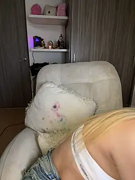 MiaWhitePink_ - DILDO IN MY PUSSY + TOPLES