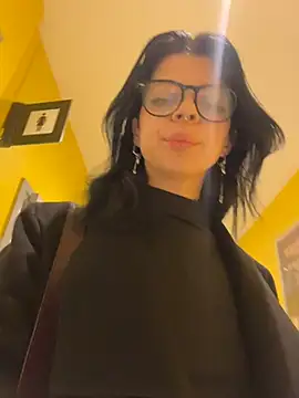 LishuMeow - fuck my pussy w 2 fingers at IKEA